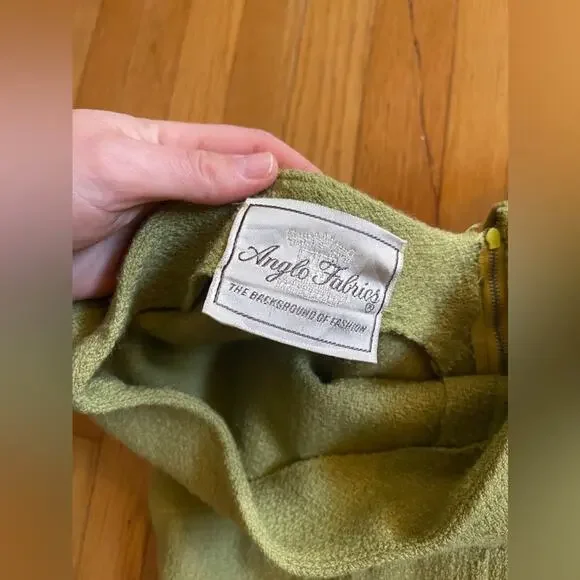 50s Vintage Green Knit Wiggle Dress with Fur Cuffs - Picture 3 of 10